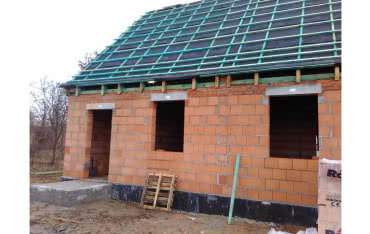 Zabezpieczenie nieukończonej budowy na zimę
