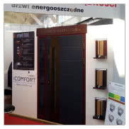 Drzwi zewnętrzne NUUK z zamkiem biometrycznym